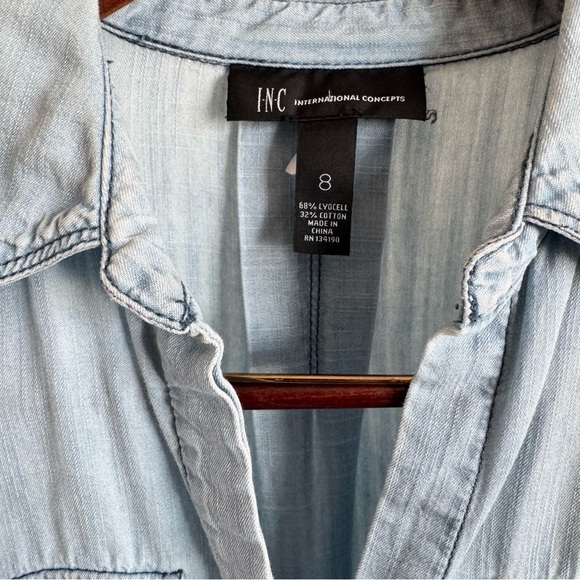 INC Denim Long Sleeve button down shirt buttery soft chambray light blue W sz 8 - Picture 3 of 9